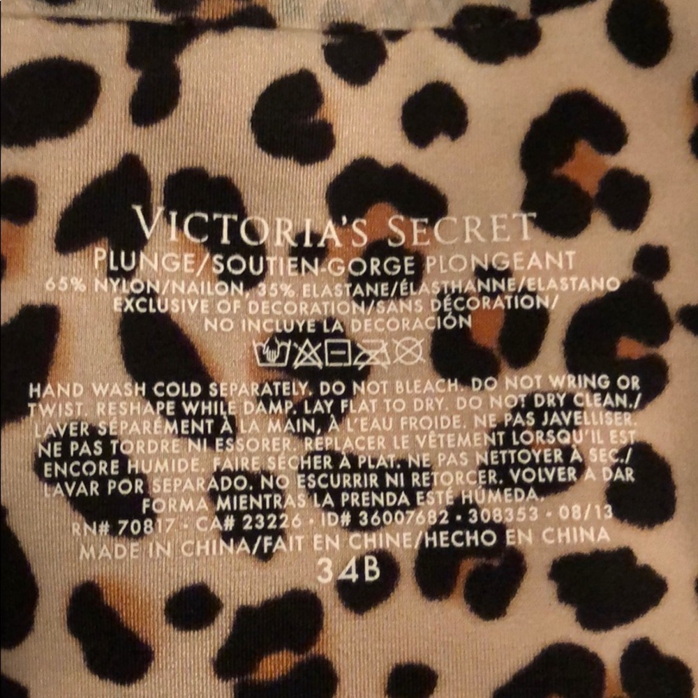 Leopard Print Vs Bra - image 3